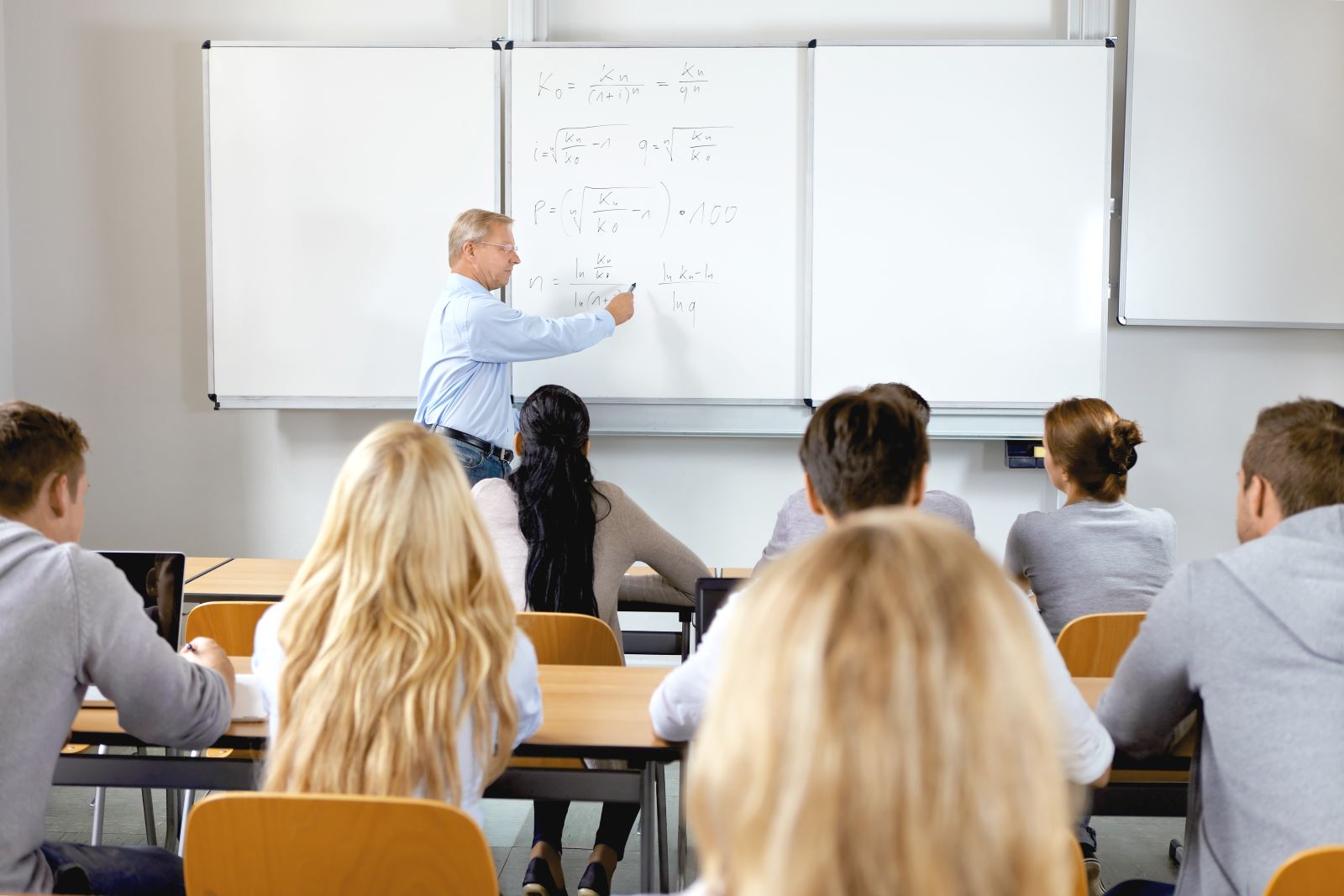 Medium-Sized Conference Rooms